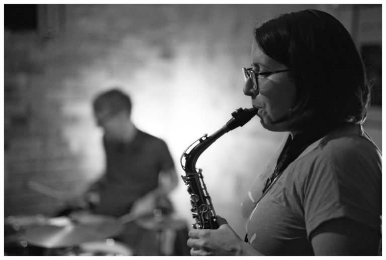 _98A2025_2_MINIATURA